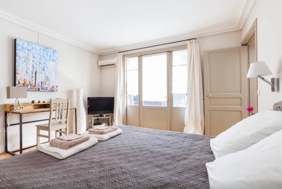 1 Square Du Docteur Blanche - Paris 16 Bed & Breakfast Bagian luar foto